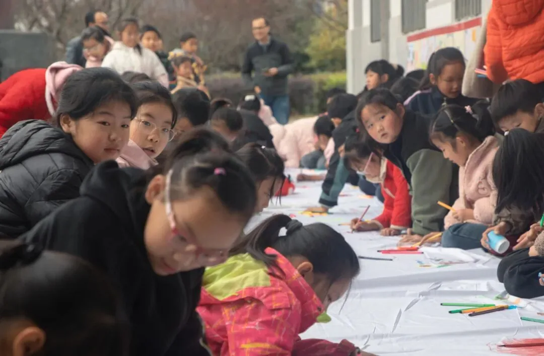 听见梦想|大别山“青山希望小学” 山村学校广播站开播啦!项目记录图片