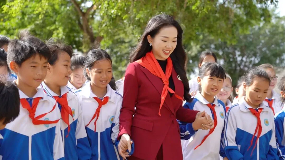 听见梦想|榕树下,“青平镇中心学校·山村学校广播站”开播了!项目记录图片