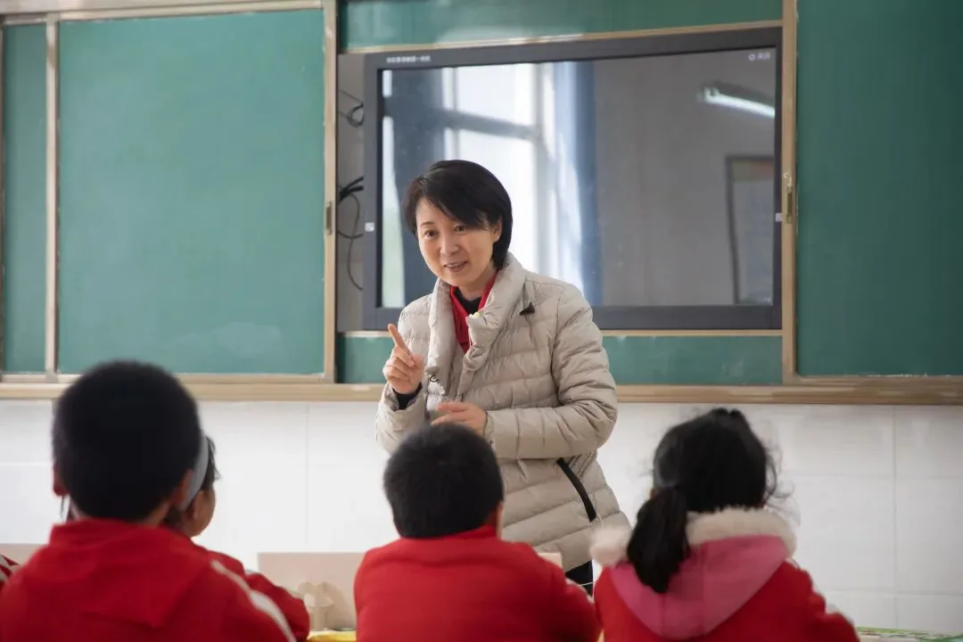 听见梦想 | 沂蒙山石汪峪小学山村学校广播站开播啦!项目记录图片