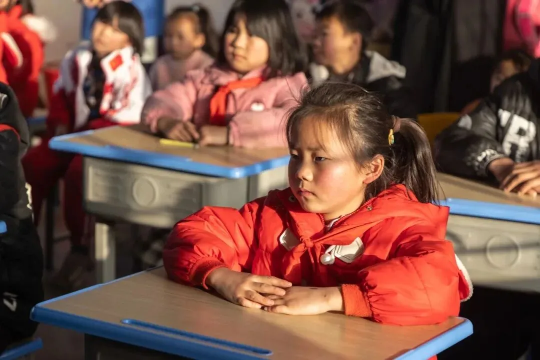 听见梦想｜大别山王畈小学·山村学校广播站开播了！项目记录图片