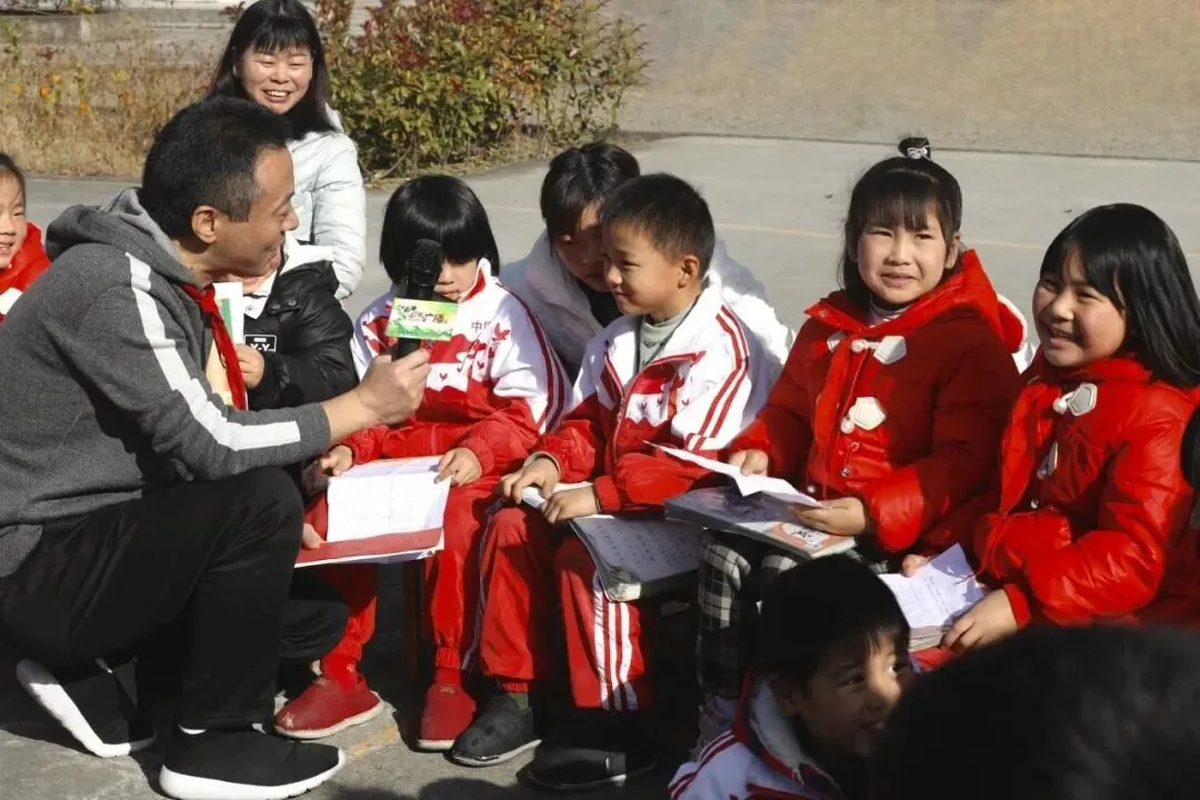 听见梦想｜大别山王畈小学·山村学校广播站开播了！项目记录图片